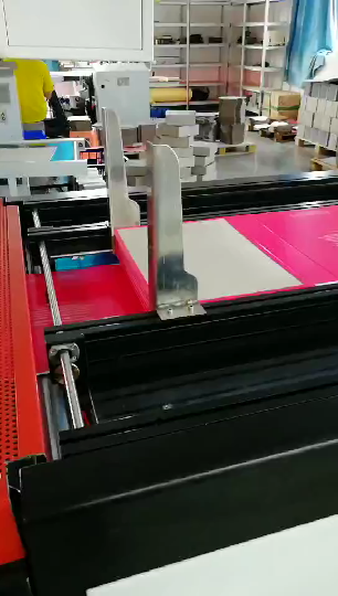 淄博全自动折叠盒打胶组装机